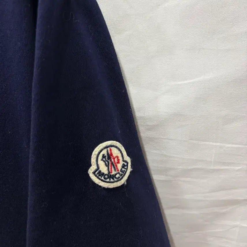 [BUNJANG] Moncler Navy Short Sleeve T-shirt / 몽클레어 네이비 반팔티L/105사이즈(정품)