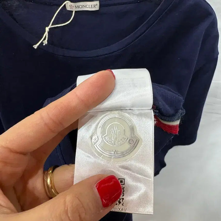 [BUNJANG] Moncler Navy Short Sleeve T-shirt / 몽클레어 네이비 반팔티L/105사이즈(정품)