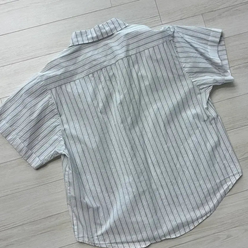 [BUNJANG] Summer Striped Roll-up Short Sleeve Shirt / 썸머 스트라이프 롤업 반팔 셔츠