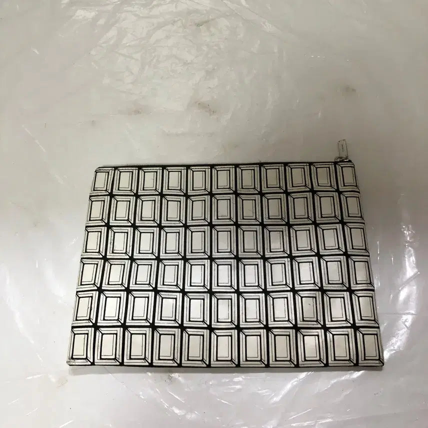[BUNJANG] Couronne Clutch Bag / 쿠론 클러치백@9960
