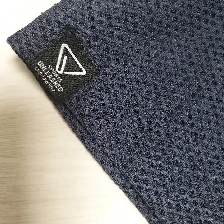 [BUNJANG] Unbranded Functional Short-Sleeve T-shirts (Set of 2) - 105 / 반팔 기능성 티셔츠 2종 - 105