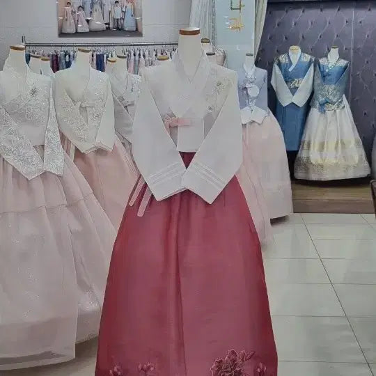 [BUNJANG] Traditional Korean Hanbok / 전통고급한복입니다