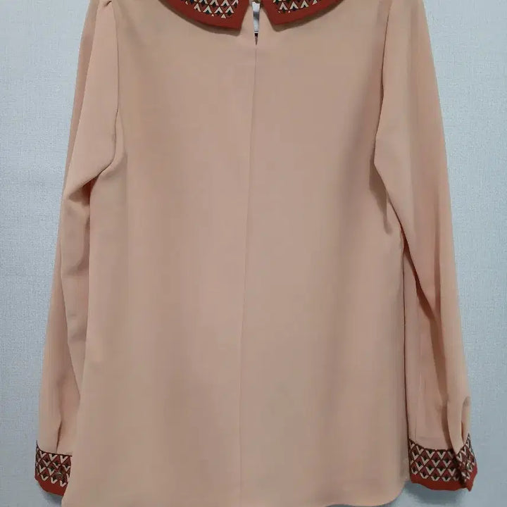 [BUNJANG] ab.plus Pink Pattern Collar Blouse / ab.plus 카라 블라우스 핑크 패턴