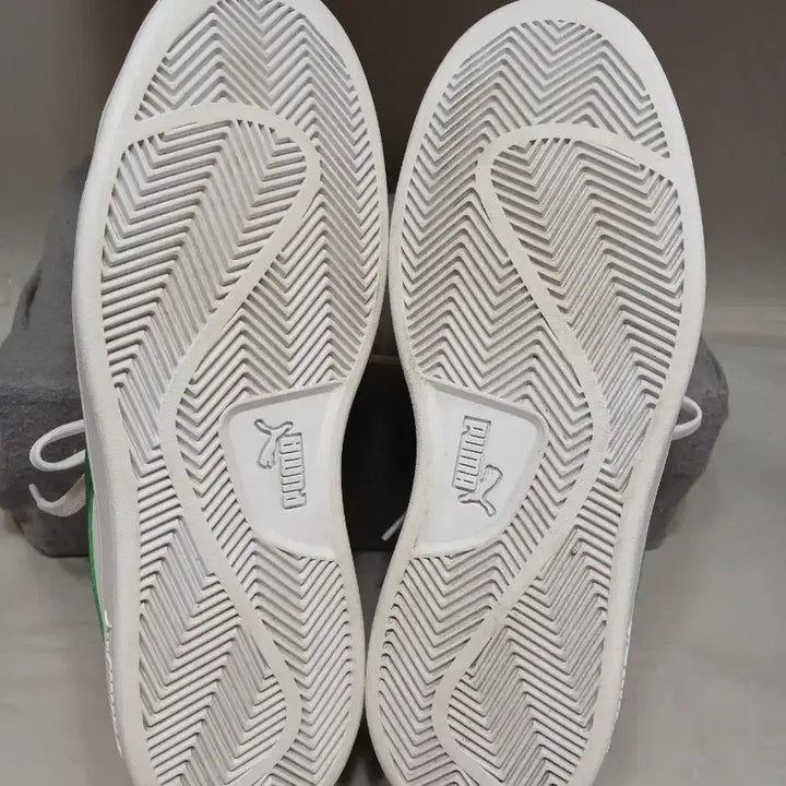 [BUNJANG] Puma Smash V2L White Green Sneakers / 푸마 스매쉬 V2L 화이트그린245