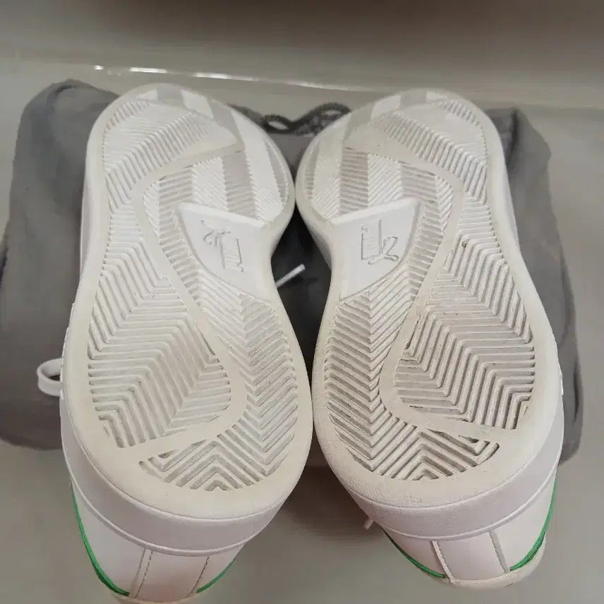 [BUNJANG] Puma Smash V2L White Green Sneakers / 푸마 스매쉬 V2L 화이트그린245