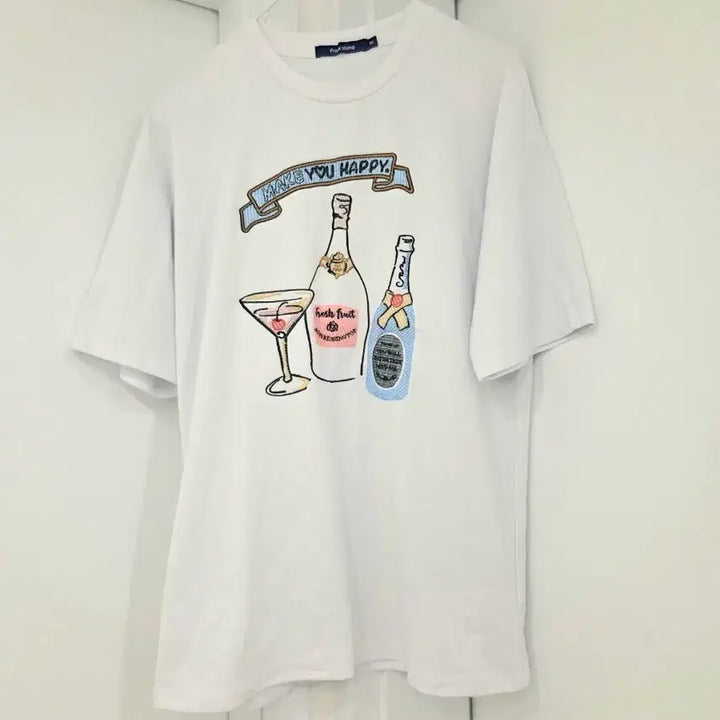 [BUNJANG] Embroidered White Short-Sleeve T-Shirt / 자수 화이트 반팔티