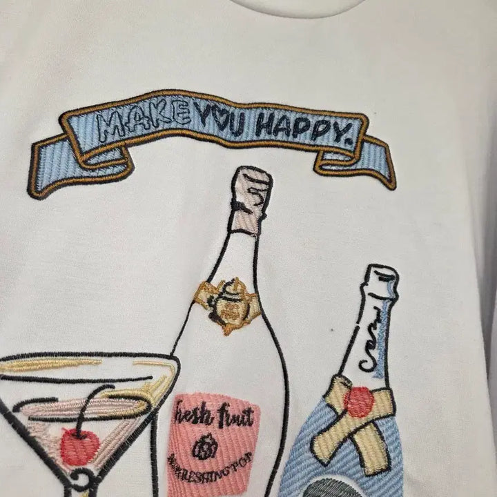 [BUNJANG] Embroidered White Short-Sleeve T-Shirt / 자수 화이트 반팔티