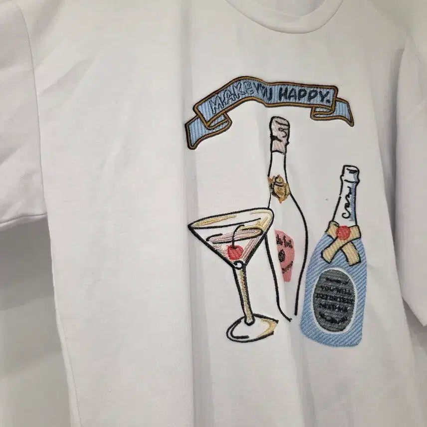 [BUNJANG] Embroidered White Short-Sleeve T-Shirt / 자수 화이트 반팔티