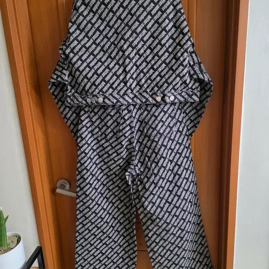 [BUNJANG] Bitter End Designer Loose Fit Jacket &amp; High Waist Pants Set / (새상품) 비터엔더 고퀄 쟈켓&amp; 롱 하이웨스트 바지셋트