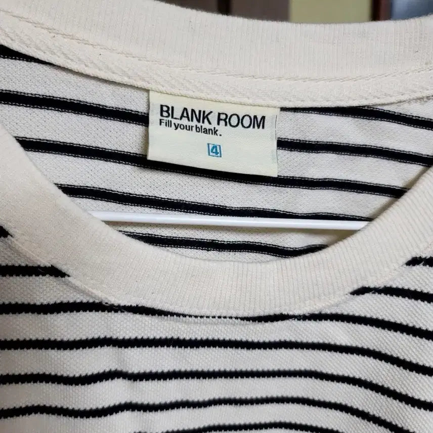 [BUNJANG] Blankroom Striped Long Sleeve T-shirt / 블랭크룸 스트라이프 긴팔 티셔츠
