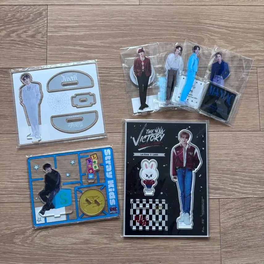 [BUNJANG] Stray Kids Lee Know Acrylic Stand Bundle Set / straykids 리노 아크릴스탠드 세트