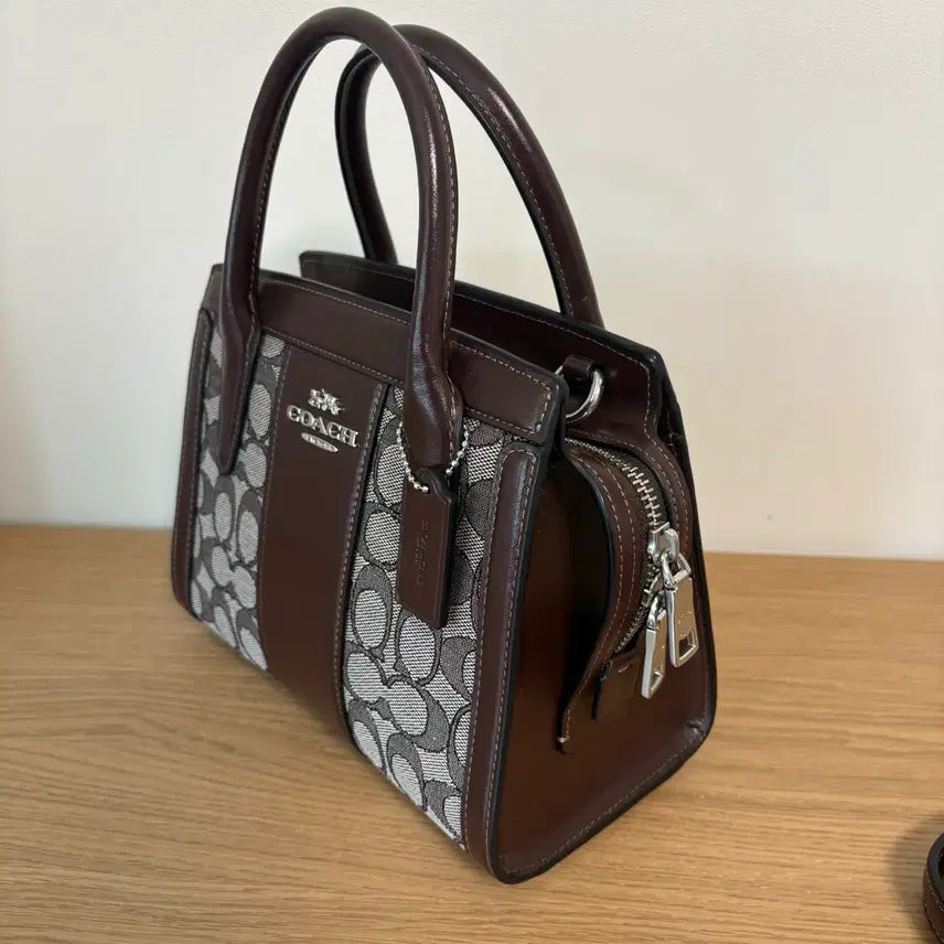 [BUNJANG] Coach Signature Tote Bag / COACH 코치 시그니처 토트백(새상품)