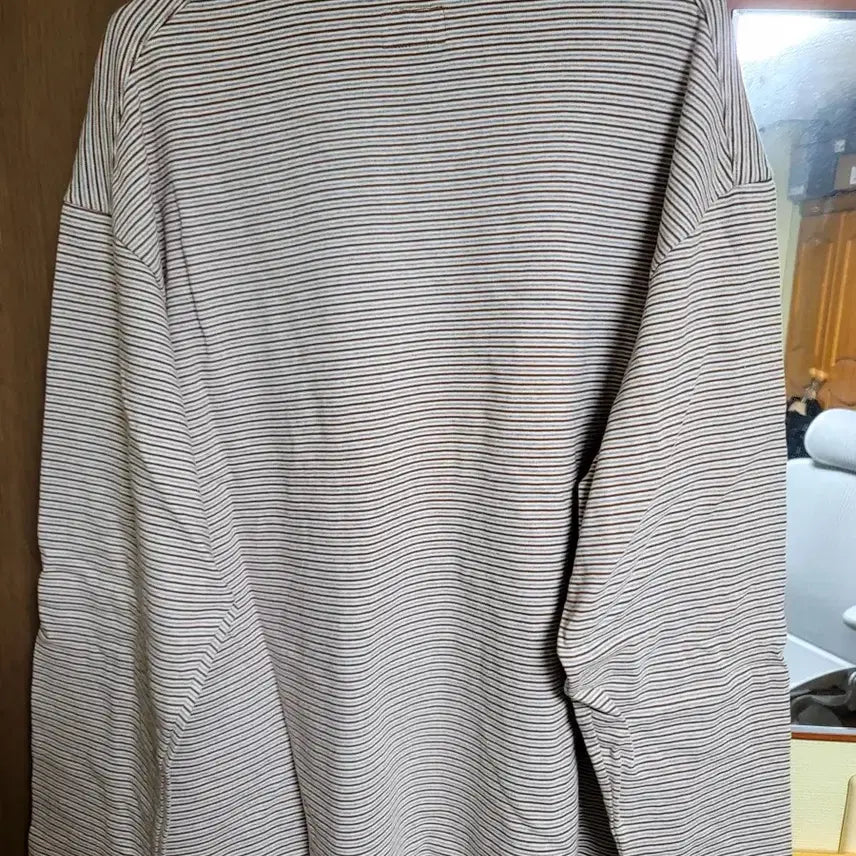 [BUNJANG] Roughside Striped Long Sleeve T-Shirt / 러프사이드 스트라이프 티셔츠 3사이즈