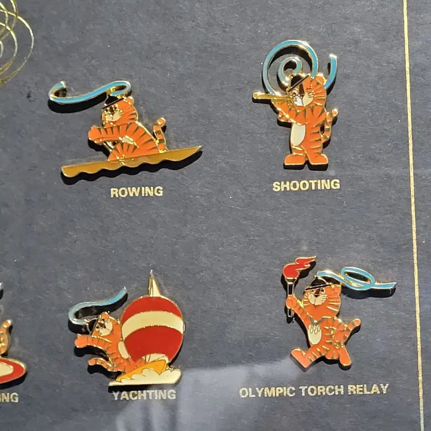 [BUNJANG] 1988 Seoul Olympics Hodori Mascot Badge Set / 88 서울 올림픽 호돌이 뱃지 세트