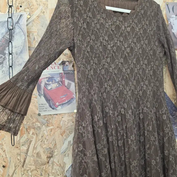 [SOLD OUT] 빈티지 레이스 플리츠 롱 원피스 프리사이즈