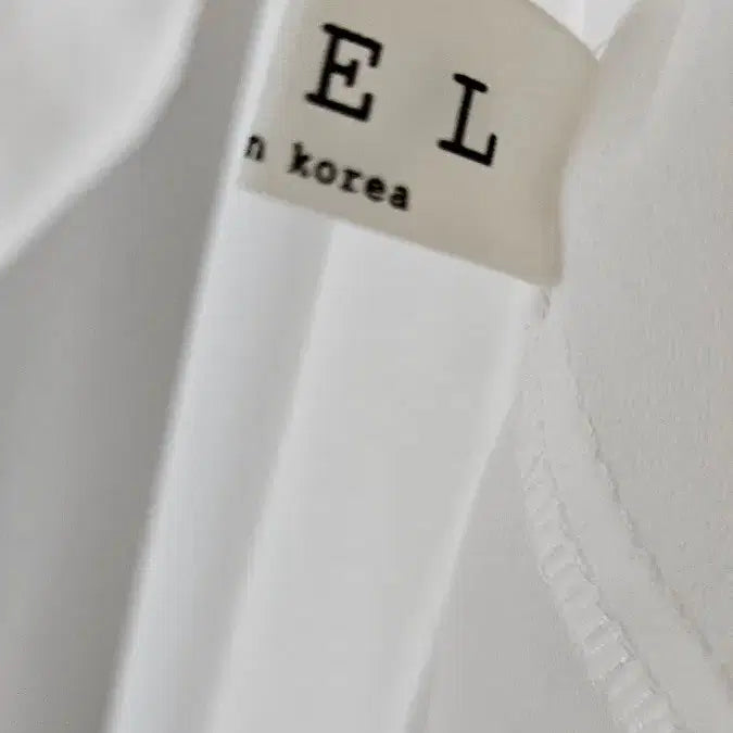 [BUNJANG] Miere Frill White Blouse / 프릴화이트블라우스 새상품