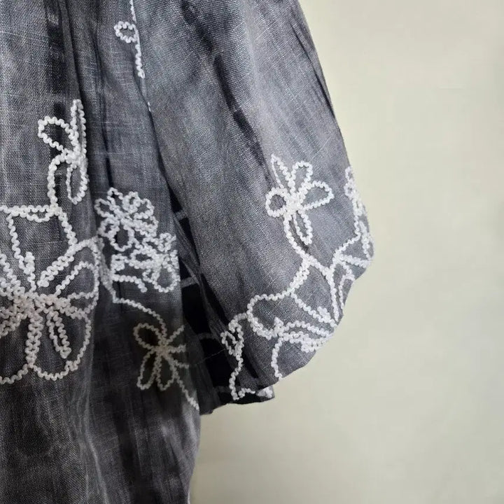 [BUNJANG] Andersson Bell Flower Embroidery Typo Shirt XL / 앤더슨벨 플라워 자수 타이포 셔츠 XL