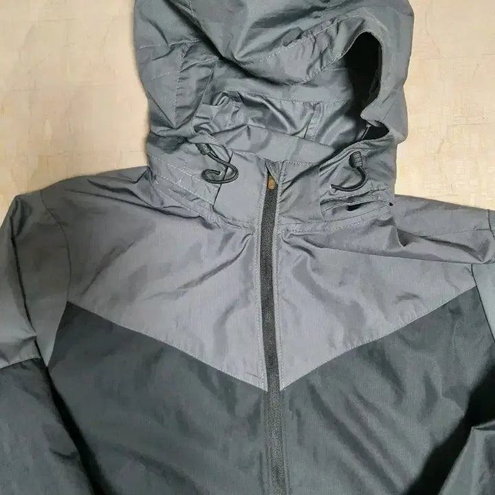[BUNJANG] Nike Gray Hooded Windbreaker Jacket L / 나이키 회색 후드 바람막이 자켓 L
