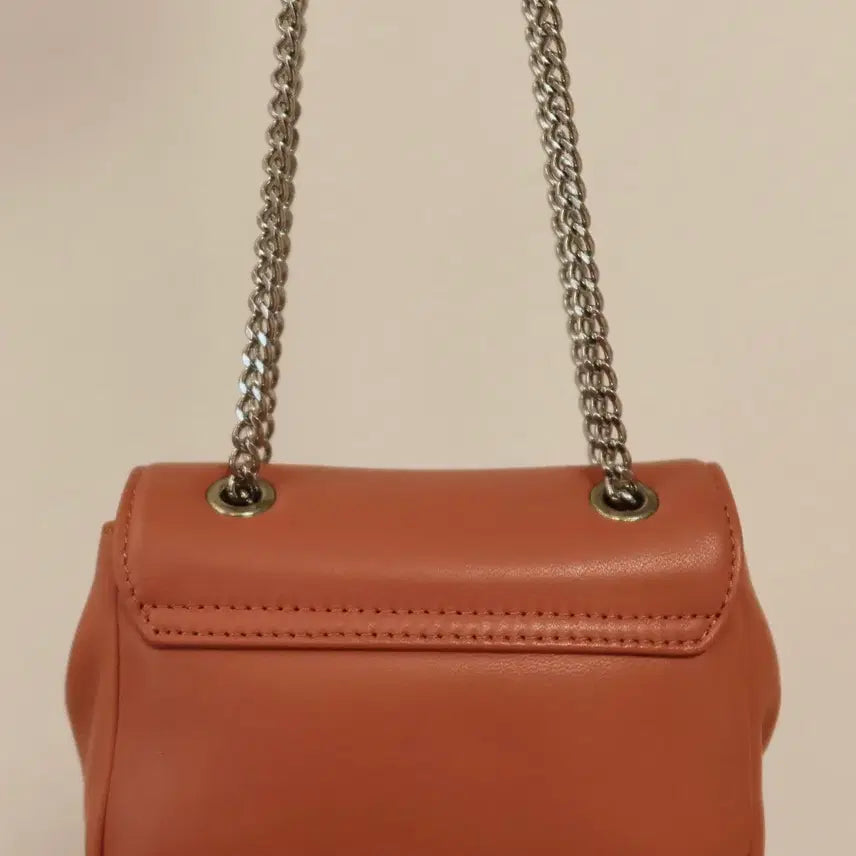[BUNJANG] Vivienne Westwood Lambskin Chain Crossbody Bag / 비비안웨스트우드 체인 크로스백