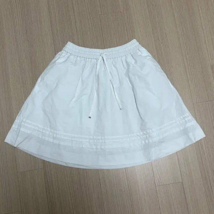 [BUNJANG] Depound Ribbon Shirring Bending Skirt White / 드파운드 리본 셔링 밴딩 스커트 화이트