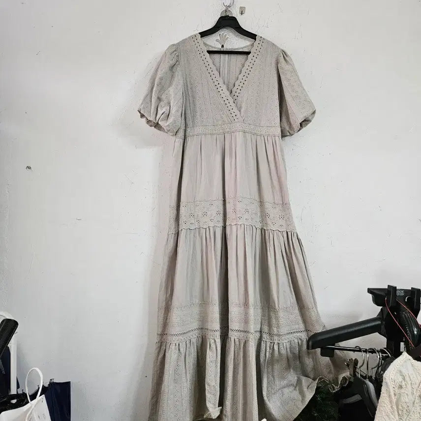 [BUNJANG] Punch Lace Long Dress Puff Short Sleeve / 펀칭 레이스 롱 원피스 퍼프 반팔55