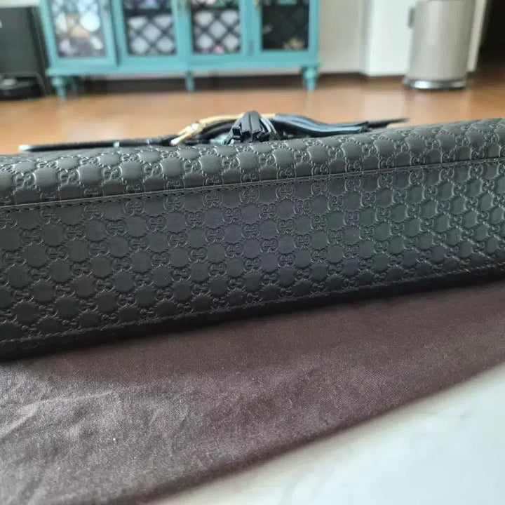 [BUNJANG] Gucci Emily Microguccissima Leather Shoulder Bag / 구찌 마이크로시마 레더 에밀리 숄더백 블랙(정품)