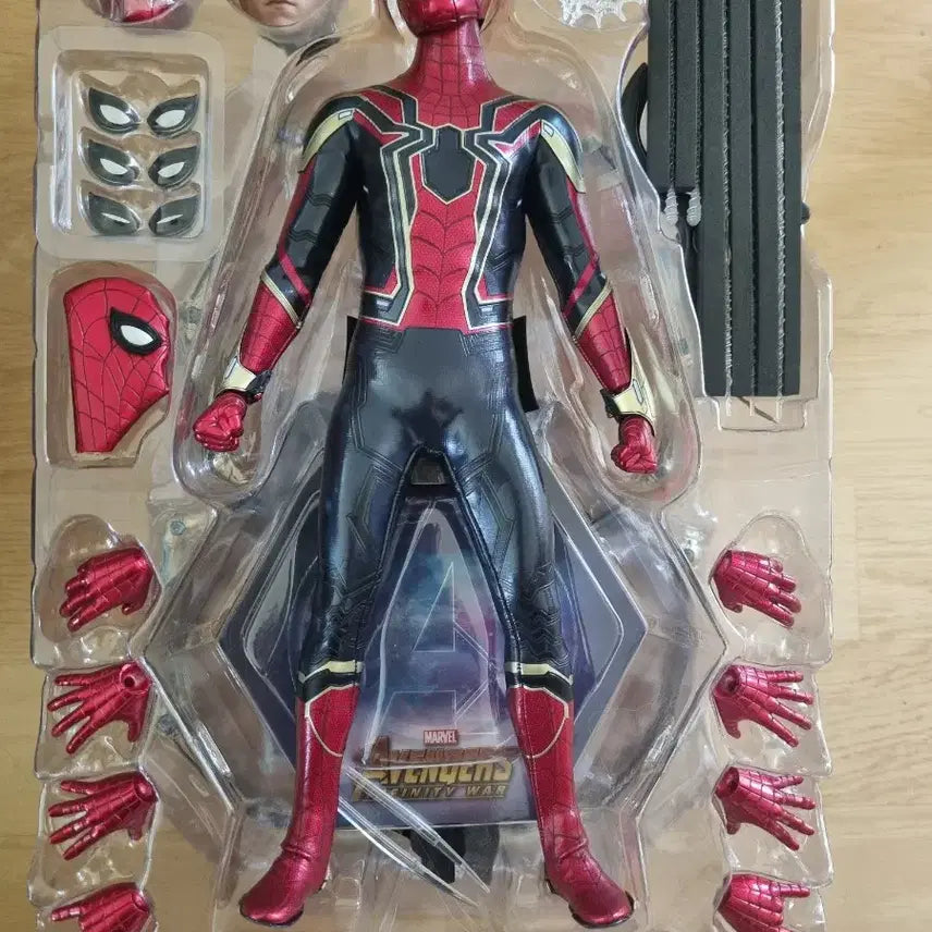 [BUNJANG] Hot Toys Iron Spider Figure MMS482 / 핫토이 아이언 스파이더 피규어 MMS482
