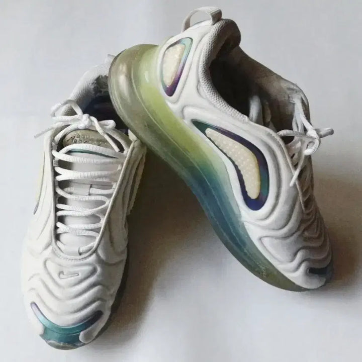 [BUNJANG] Nike Air Max 720 Sneakers / 나이키 에어맥스 720