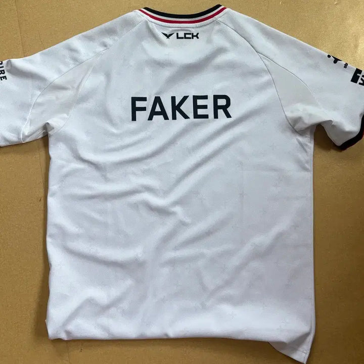 [BUNJANG] T1 Faker 2025 Jersey L / 2025 T1 유니폼 판매합니다(FAKER) 가격 마지막내림