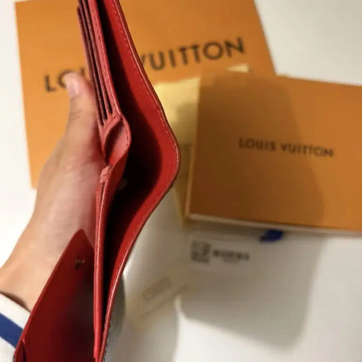 [BUNJANG] Louis Vuitton Victorine Epi Bifold Wallet / [S급/정품] 루이비통 빅토린 에피 반지갑