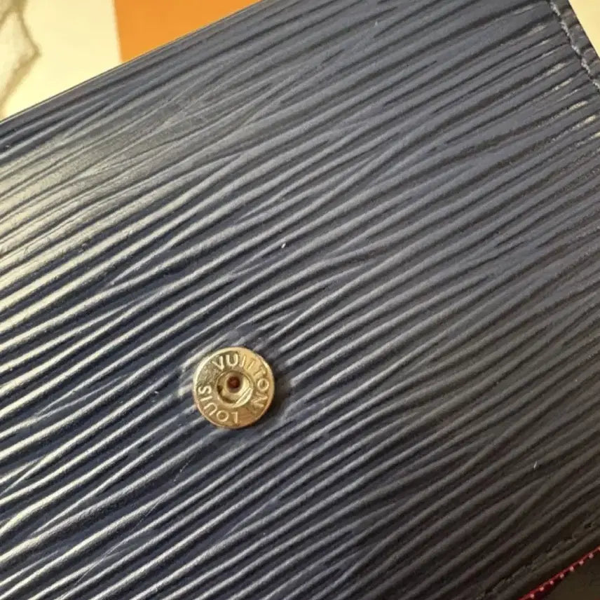 [BUNJANG] Louis Vuitton Victorine Epi Bifold Wallet / [S급/정품] 루이비통 빅토린 에피 반지갑