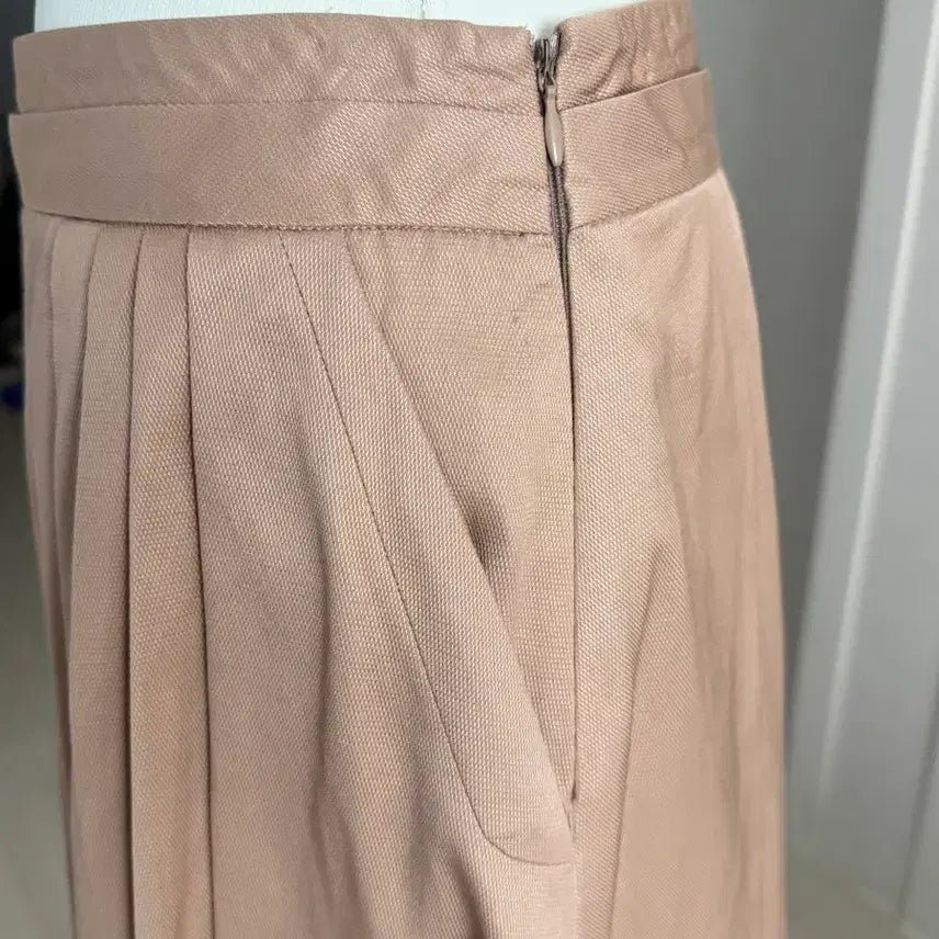[BUNJANG] It MICHAA Beige Pleated Midi Skirt / 잇미샤 베이지 플리츠 미디 스커트