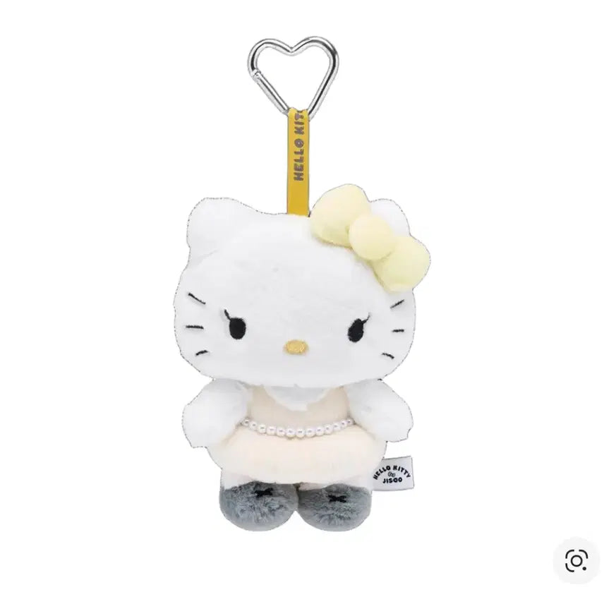[BUNJANG] Hello Kitty Jisoo Collaboration Keyring Ivory / 헬로키티 지수 콜라보 키링 아이보리