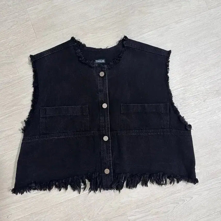 [BUNJANG] The Ilma Black Denim Vest / 더일마 블랙 데님 조끼 청베스트