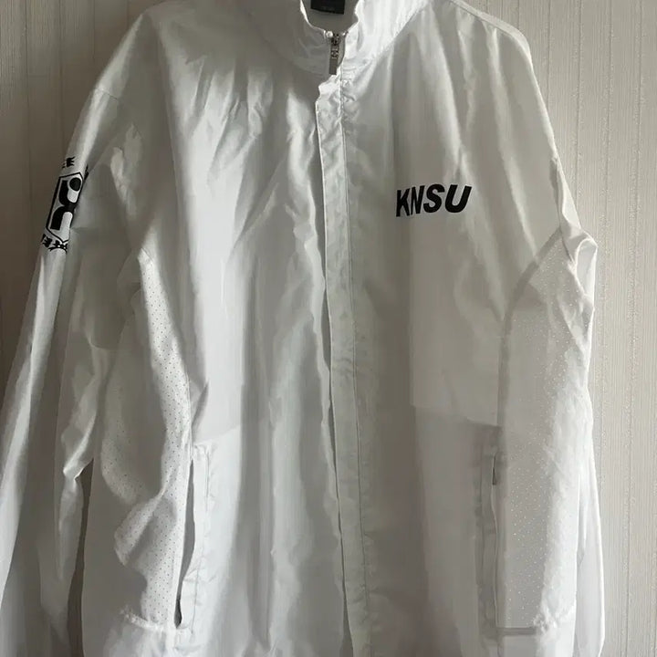 [BUNJANG] Korea National Sport University Windbreaker Jacket / 한국체육대학교 바람막이