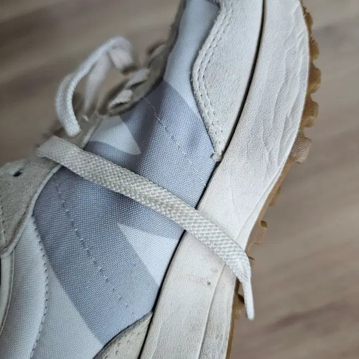 [BUNJANG] New Balance 327 Sneakers / 뉴발란스 327  220
