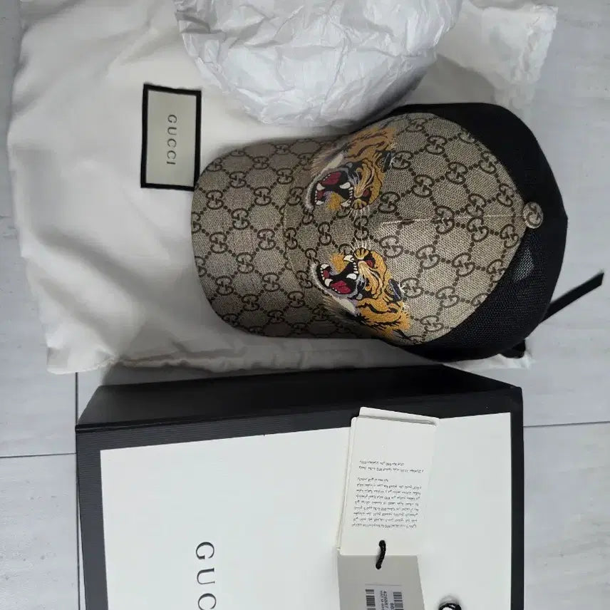 [BUNJANG] Gucci GG Tiger Baseball Cap XL / 구찌 GG 타이거 볼캡 모자 XL 풀박스 판매합니다.