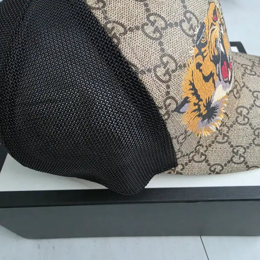 [BUNJANG] Gucci GG Tiger Baseball Cap XL / 구찌 GG 타이거 볼캡 모자 XL 풀박스 판매합니다.
