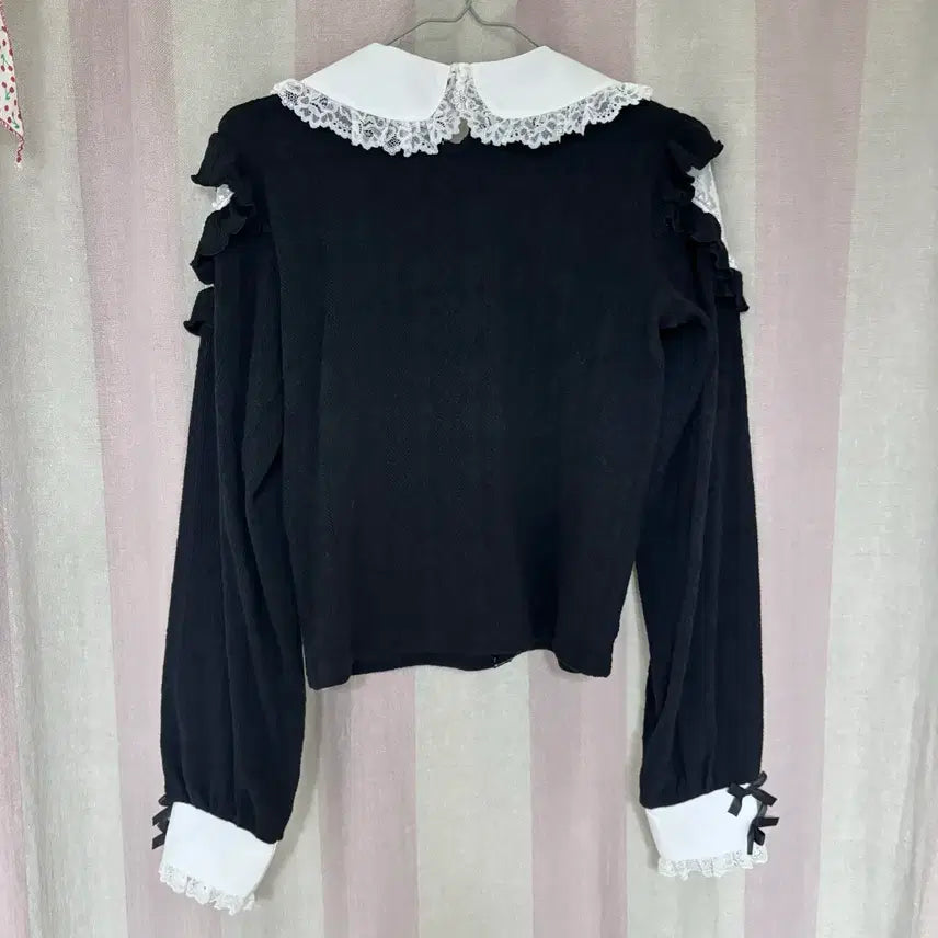 [BUNJANG] Noemy Knit Blouse / 노에미 니트 블라우스 정품 판매합니다!