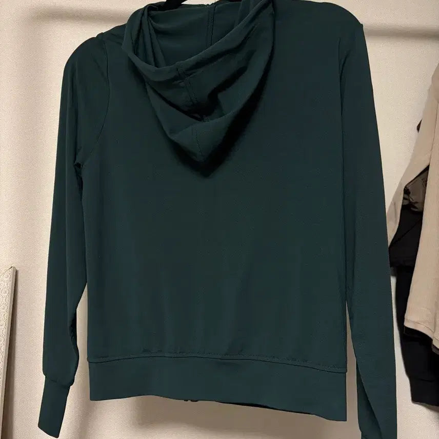 [BUNJANG] Uniqlo Hooded Zip-Up Windbreaker / 유니클로 후드집업