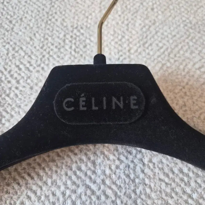 [BUNJANG] Celine Genuine Hanger 46cm / 셀린느 정품 옷걸이