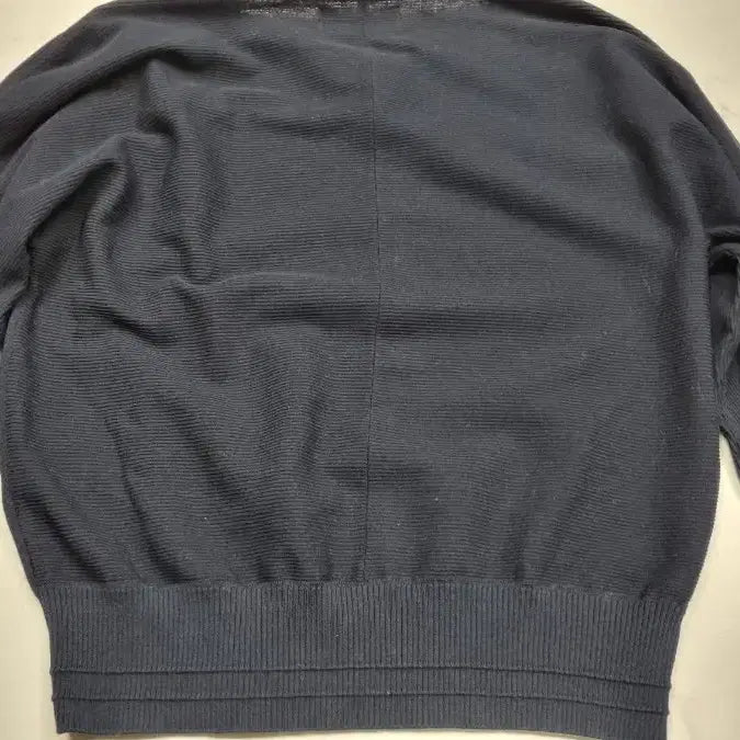 [BUNJANG] Mine Twisted Front Knit Top / 마인 앞꼬임 니트탑
