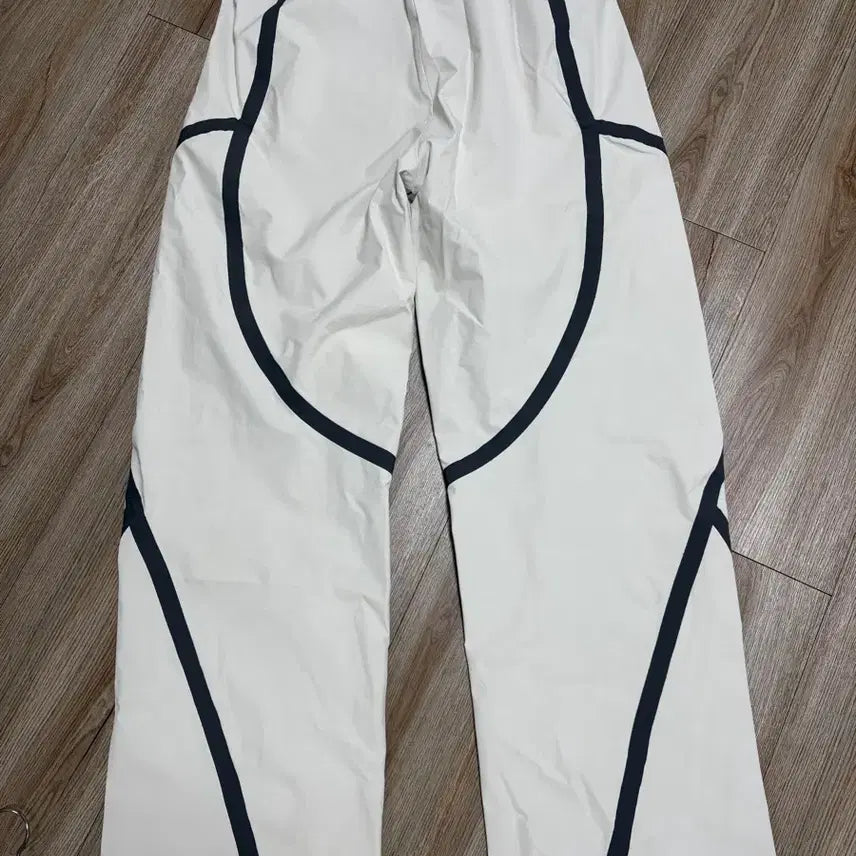 [BUNJANG] Sansan Gear Windblock Pants Size 3 / 산산기어 윈드블록 팬츠 3사이즈