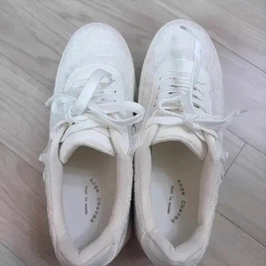 [BUNJANG] White Platform Sneakers / 미사용 화이트 통굽 스니커즈 운동화 양산형 지뢰계 양지뢰 스나계 판매