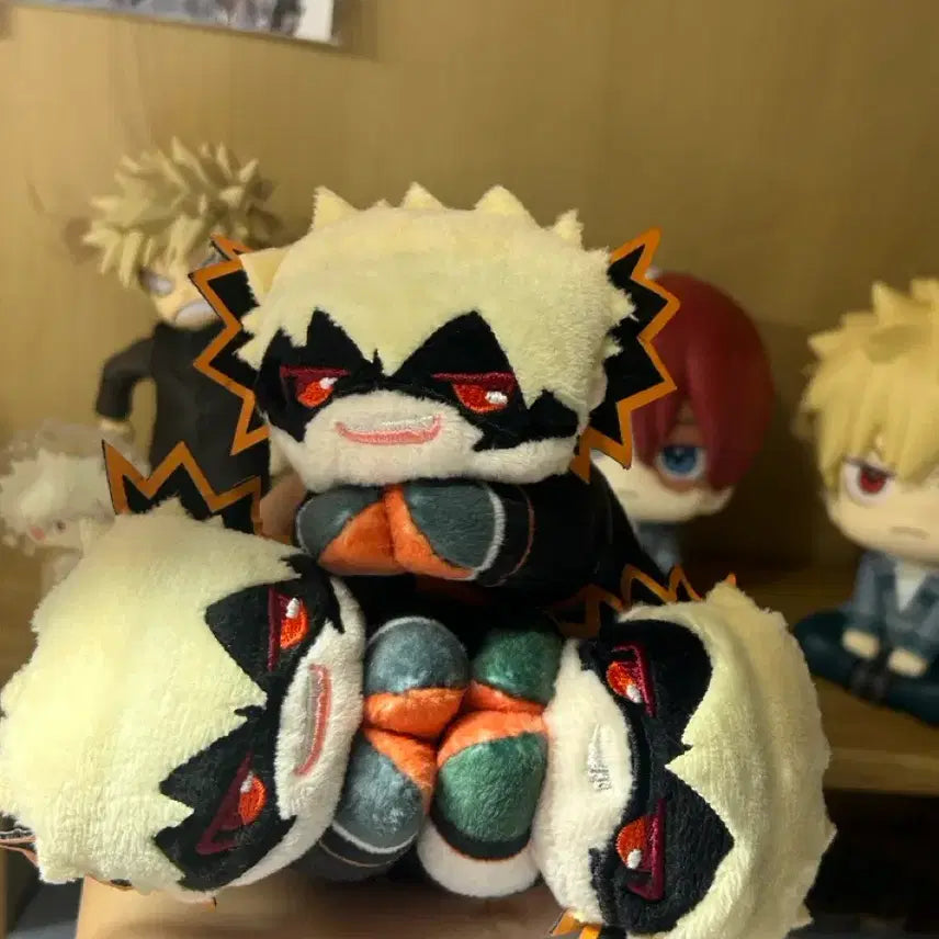 [BUNJANG] Bakugo Katsuki Hugging Clip Plushie / 바쿠고카츠키 허그 집게누이 판매