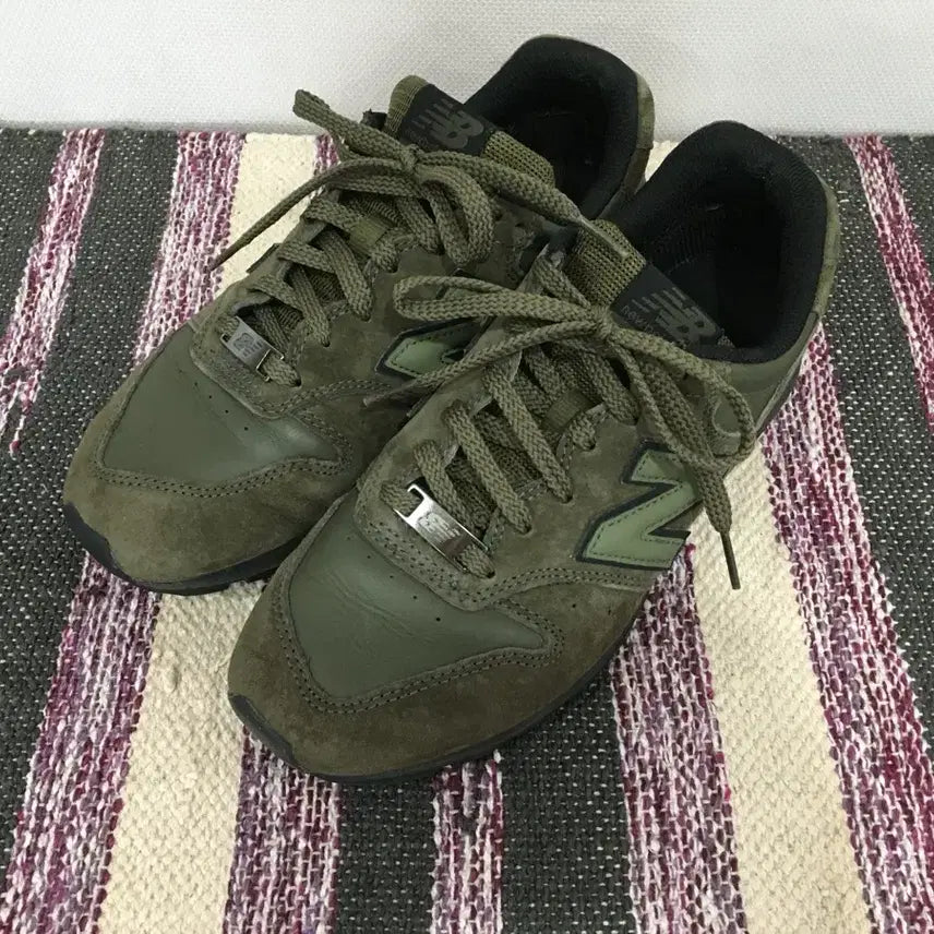 [BUNJANG] New Balance 996 Khaki Sneakers EU38.5 / (245) 뉴발란스996 카키 스니커즈