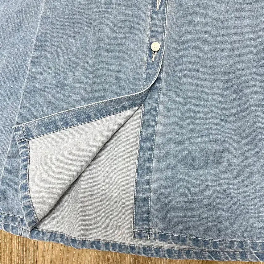 [BUNJANG] BCBG A-Line Midi Denim Skirt Size 28 / BCBG A라인 미디 데님 스커트 28
