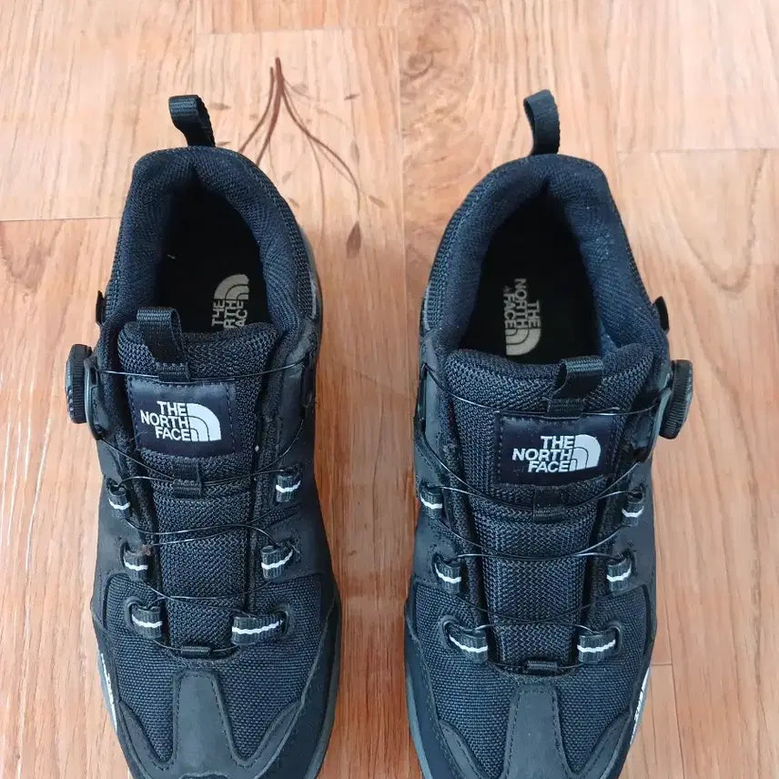 [BUNJANG] The North Face Boa Trekking Lightweight Hiking Boots 245 / 노스페이스 보아 트레킹 경등산화 245