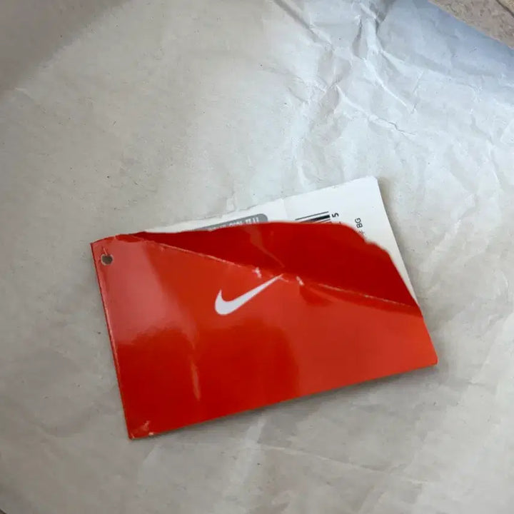 [BUNJANG] Air Jordan 11 Retro Bred (Boxed) Sneakers / 에어조던 11 레트로 브레드 (박스O) 4y 230