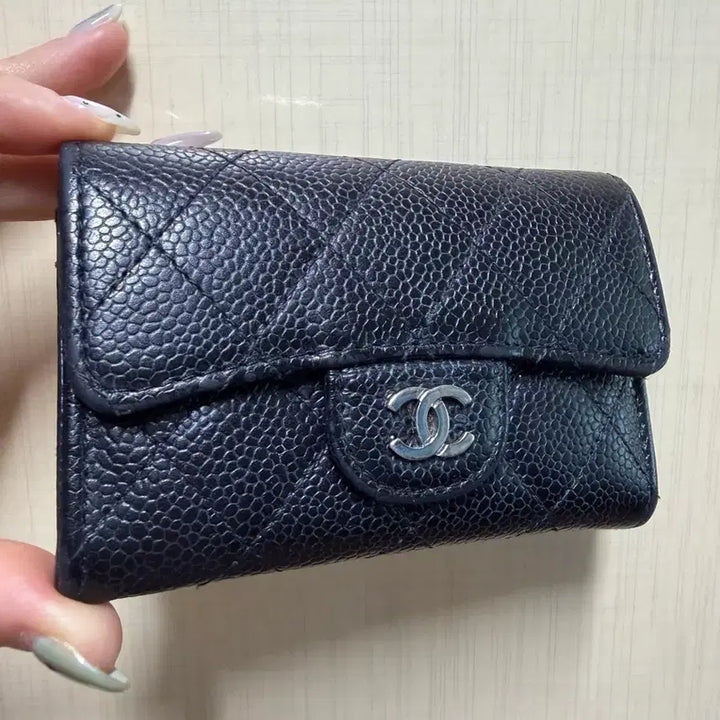 [SOLD OUT] 샤넬 캐비어 클래식 지갑 에눌가능